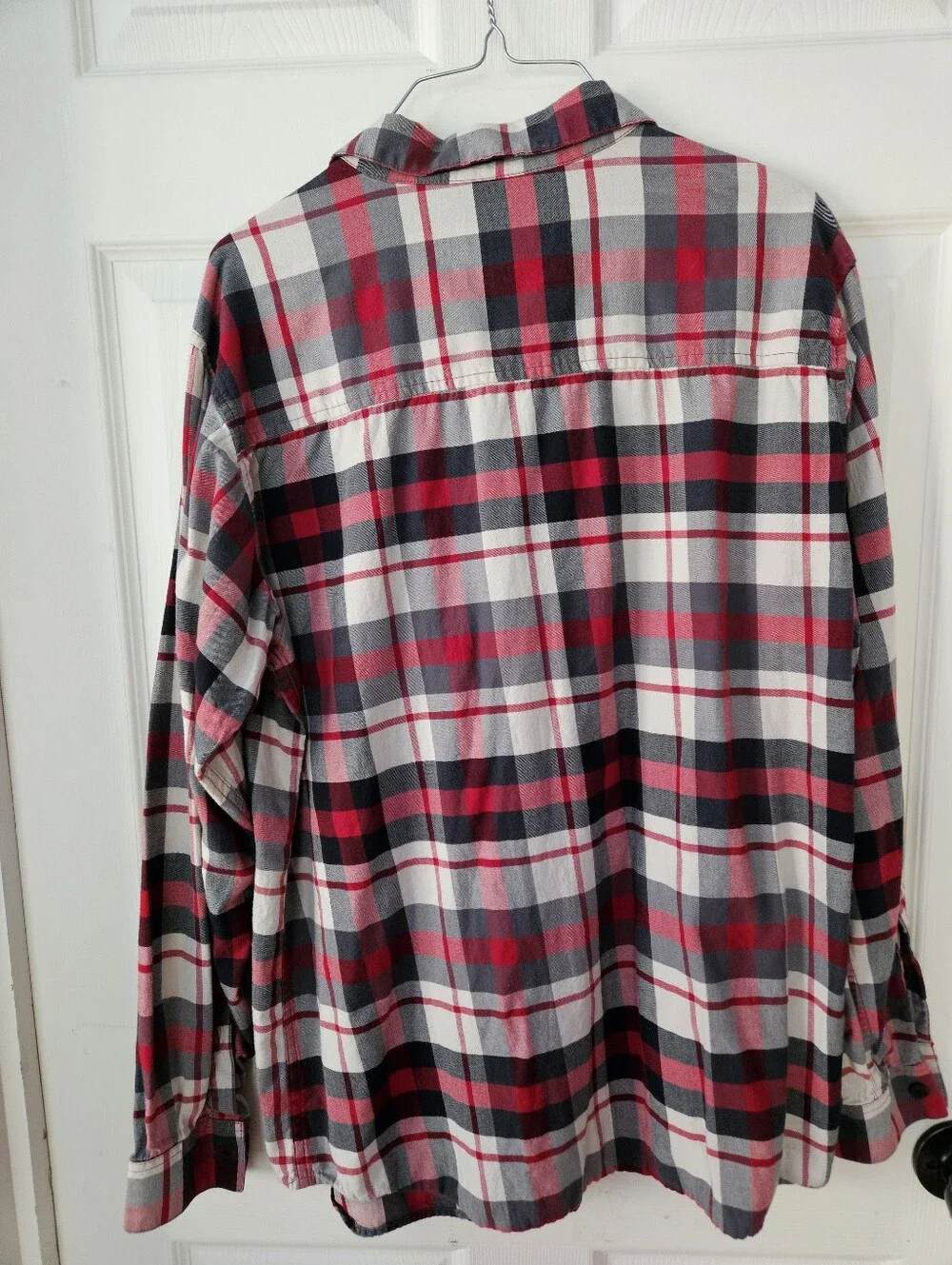 Columbia Men’s Red and Black Plaid Button-Up Shirt